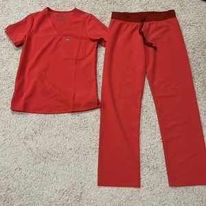 Clay Figs Scrub Set, Size Small